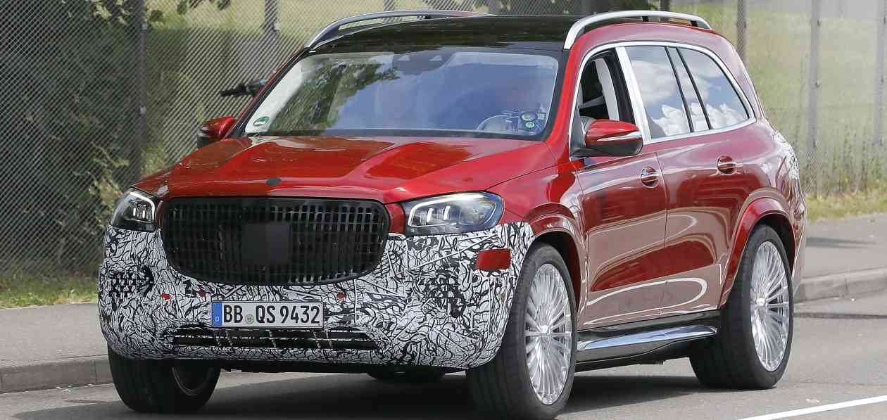 Restyled Mercedes-Maybach GLS caught by photo spies