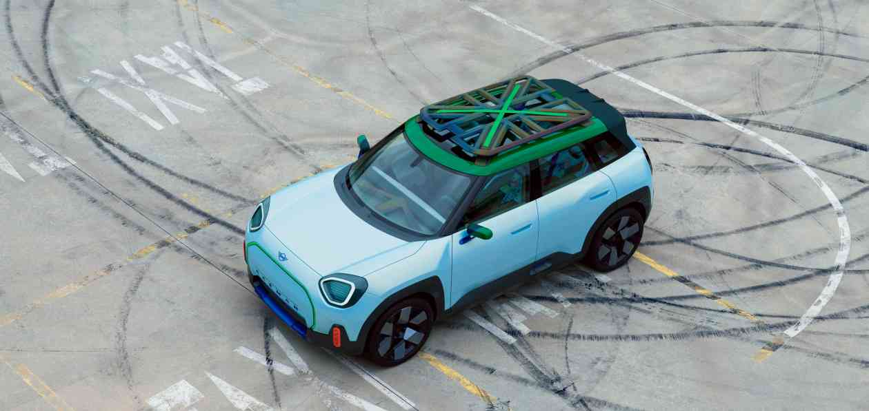 Mini introduced the concept of crossover Aceman
