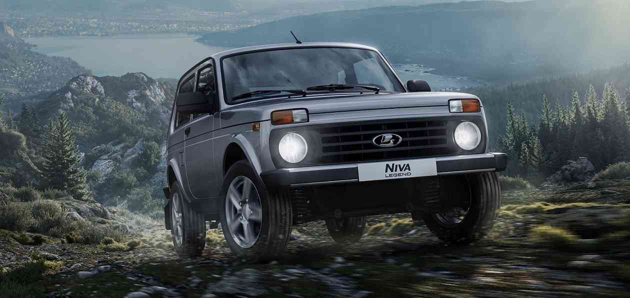 “Simplified” SUVs of the Lada Niva family arrived in St. Petersburg