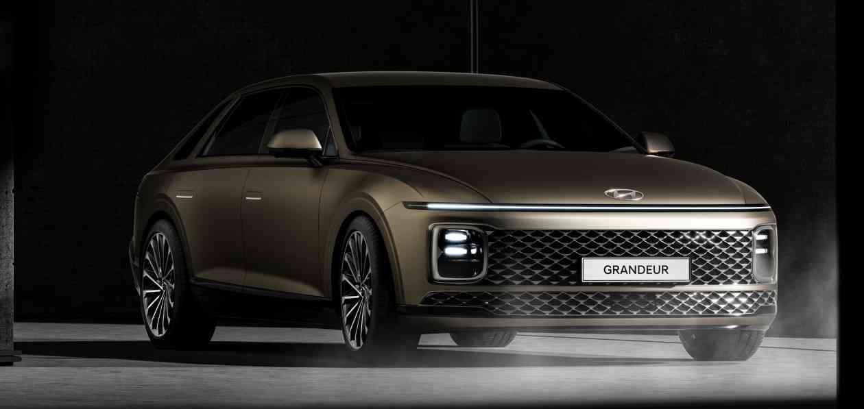 Hyundai showed the new generation Grandeur sedan