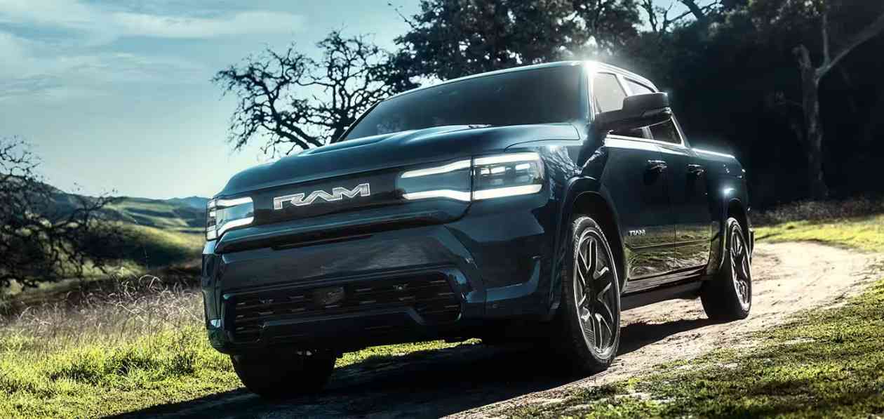 Electric ram: serial pickup Ram 1500 REV revealed appearance