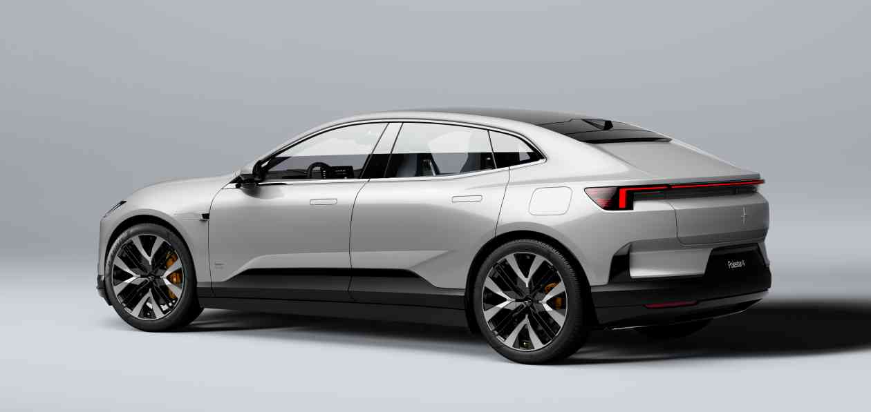 The new cross-coupe Polestar 4 abandoned the rear window