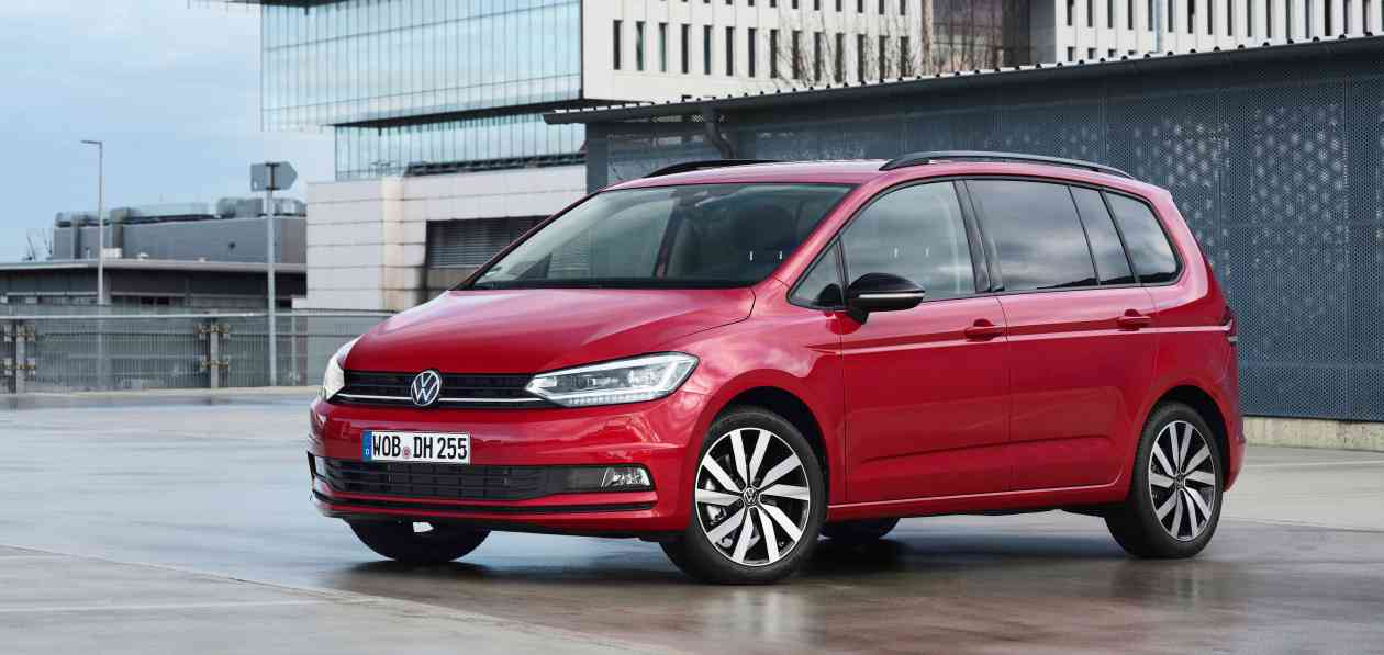 Volkswagen Touran received modest new clothes for the anniversary